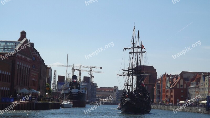 View Shipping Water Polo Ship Haven