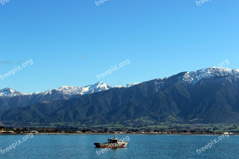 Sea Mountains New Zealand Kaikoura Landscape