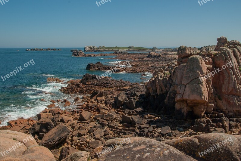 Brittany Ploumanach Pink Granite Rocks Side