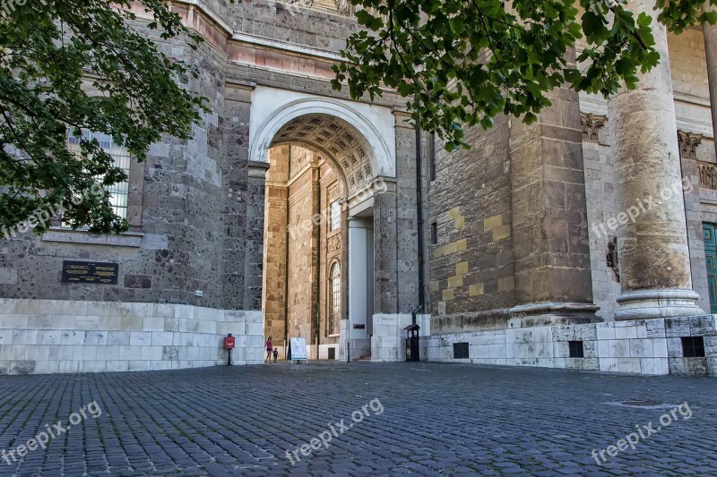 Esztergom Hungary The Basilica Of St Stephen Church