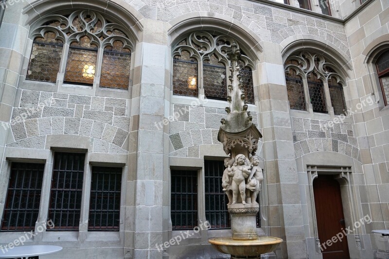 Fountain Zurich Fraumünster Water Courtyard