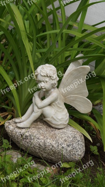 Garden Decoration Fairy Sitting On A Rock Fairy Wings Decoration