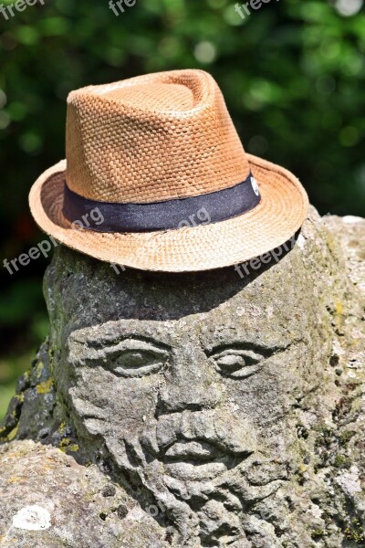 Walk In The Park Sculpture Straw Hat Hamburg Hanseatic City Of Hamburg