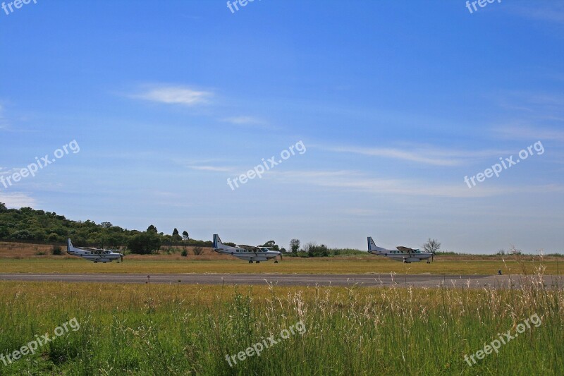 Aircraft Lined Up Runway Cessna Caravan Fixed Wing