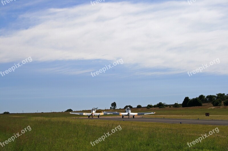 Taxiing Aircraft Aircraft Harvard T-6 Fixed Wing