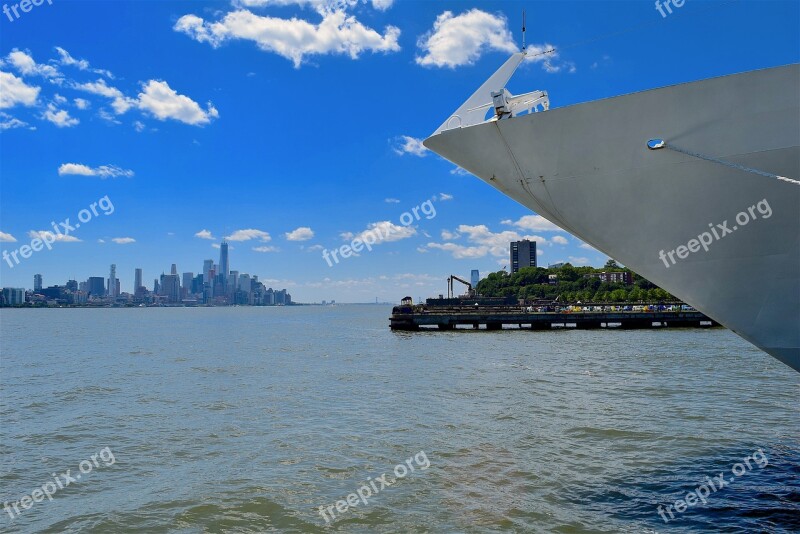 New York Hudson River Port Dock Cruise Ship