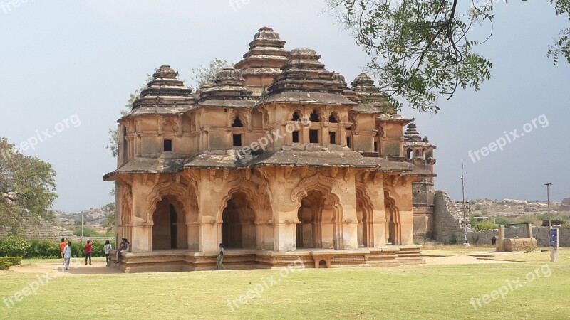 Monument History Travel Famous Building