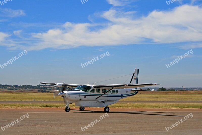 Cessna Caravan Aircraft Aircraft Airplane Fixed Wing Tarmac