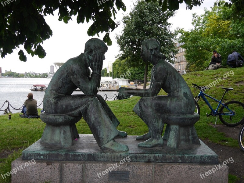 Thinking Statue Sitting Statue Couple Pensive