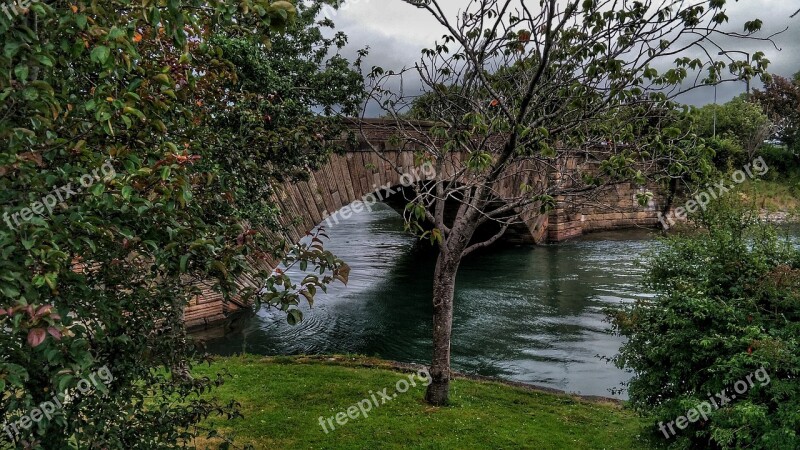 Old Bridge 1816 Dungarvan Waterford