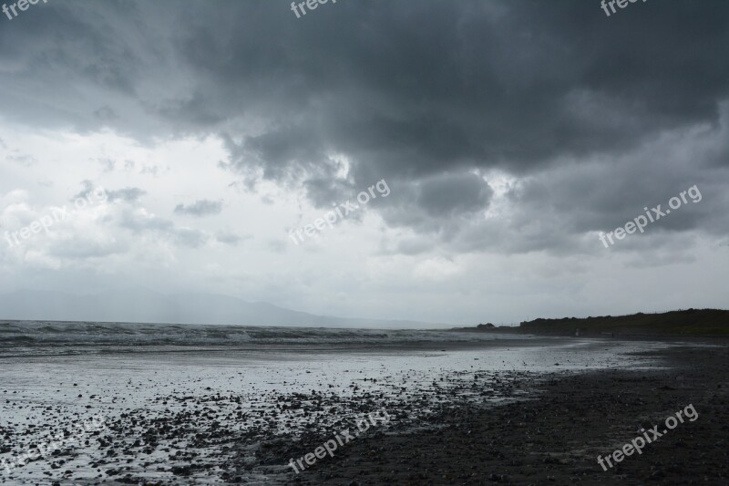 Beach Cloudy Weather Grey Air Threatening Sky