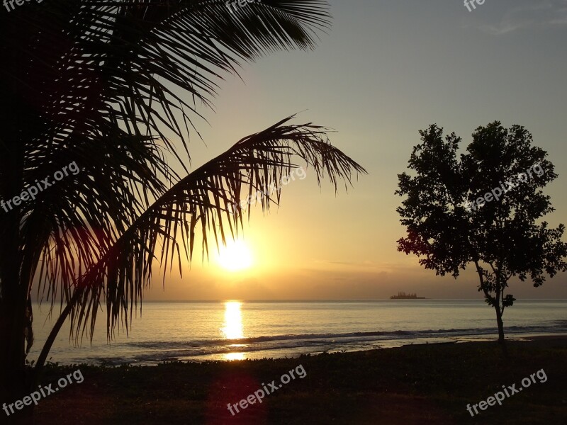 Sunrise Poindimie Grande Terre New Caledonia South Pacific