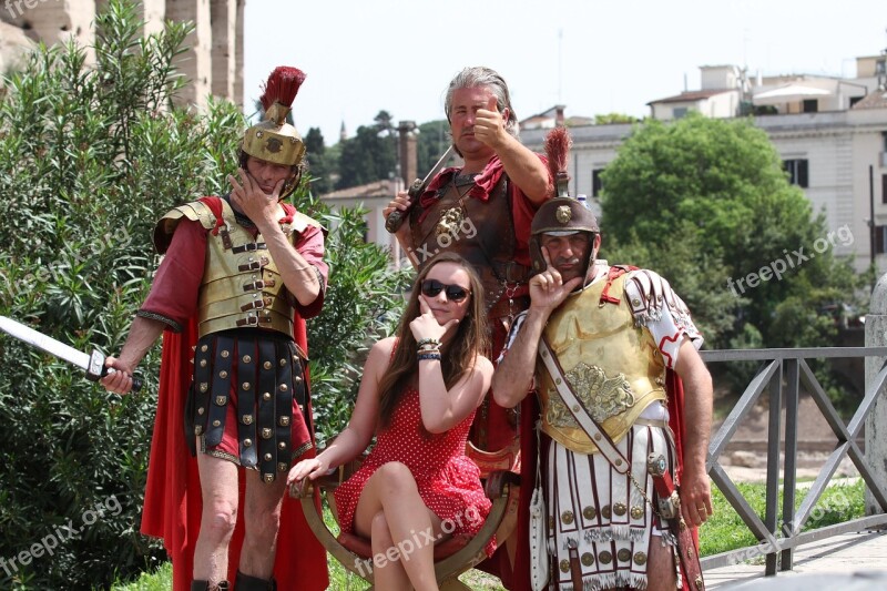 Rome Tourism Colosseum Legionnaires Gladiators