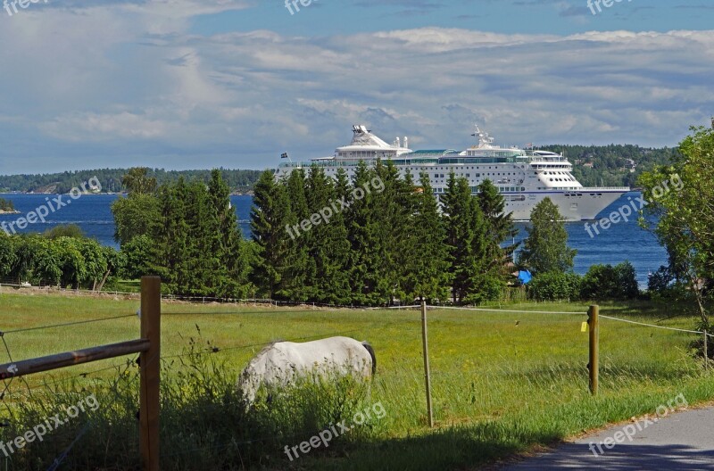 Cruise Ship Archipelago Course Stockholm Baltic Sea Islands