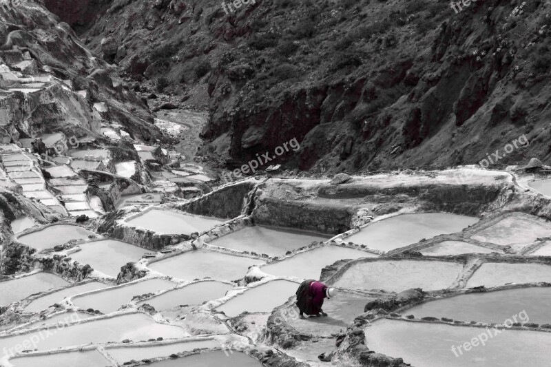 Chola Peru Latin America Maras Salinas