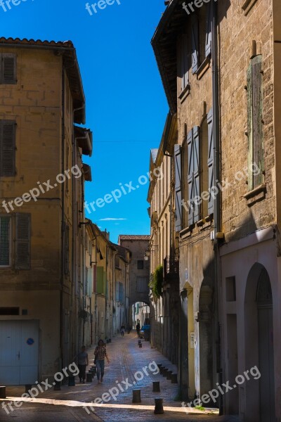 Street Sun City Beaucaire Gard