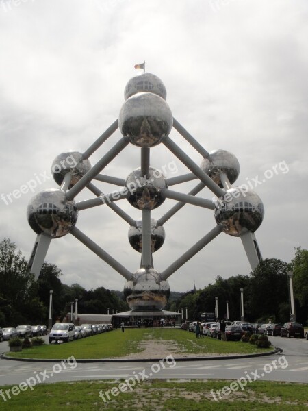 Atom Atomium Brussels Connections Sky