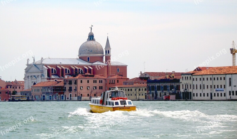 Italy Travel Excursion Buildings Boat Trip