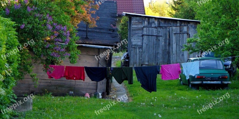 View Wooden Cage Backyard Wash Wartburg