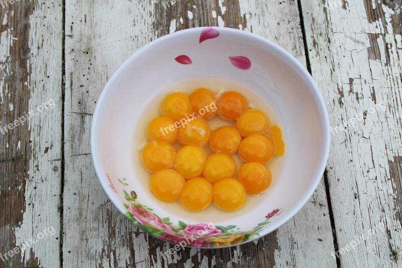 Eggs Yolks The Egg Yolks In A Bowl Free Photos