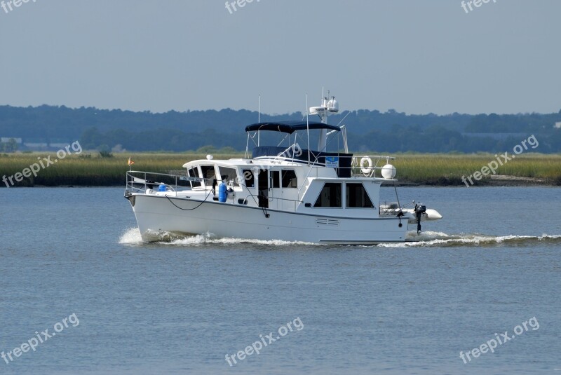 Boat Cruising Vessel Cruise Water