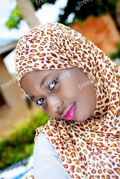 Muslim Dressing Mbogo High School High School Girls Uganda Ladies 3d Pixels Studio