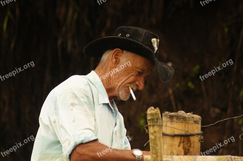 Personaes Finlandia The India Colombia