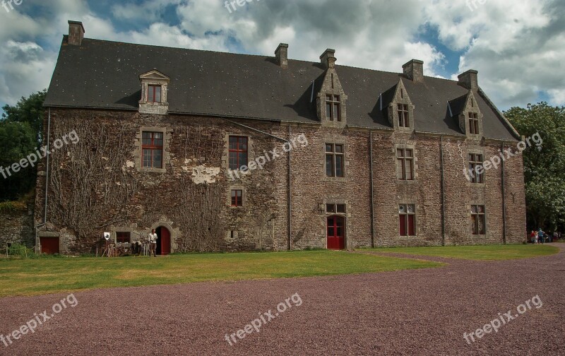 Brittany Brocéliande Castle Comper Middle Ages