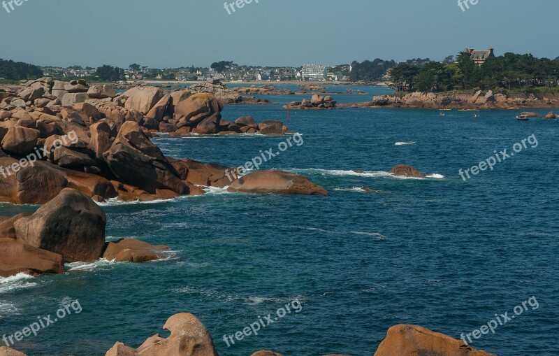 Brittany Ploumanach Rocks Pink Granite Side