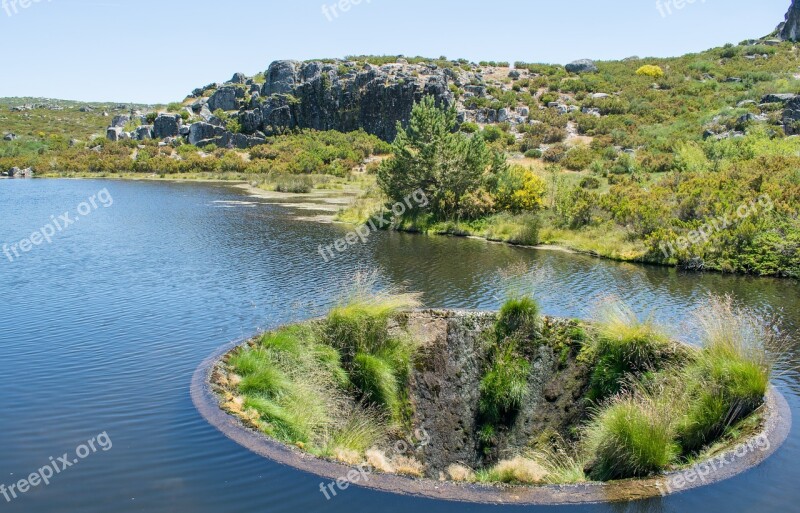 Portugal Serra Da Estrela Covão Dos Conchos Path Urban