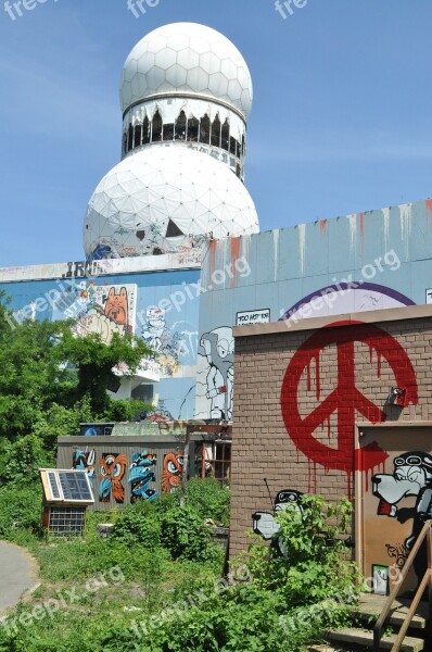 Teufelsberg Berlin Street Art Dome Graffiti