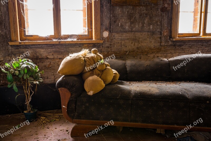 Sofa Forget Architecture Destruction Destroyed