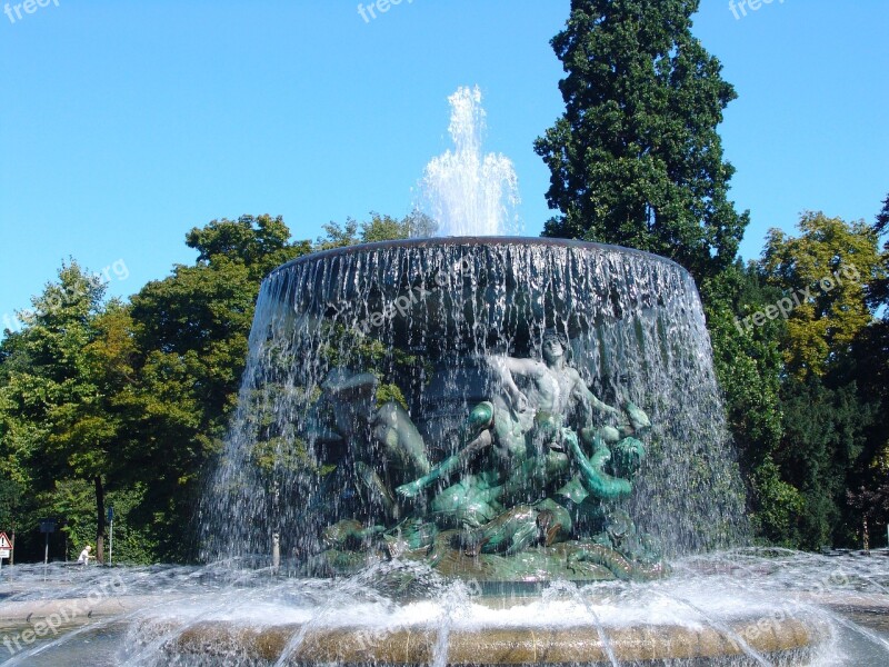 Dresden Fountain Water Germany Saxony