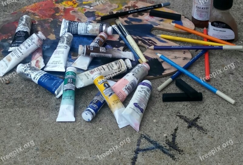 Art Oil Paint Charcoal Sticks Colored Pencils Art Mediums