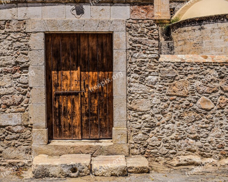 Door Wooden Wall Entrance Yard