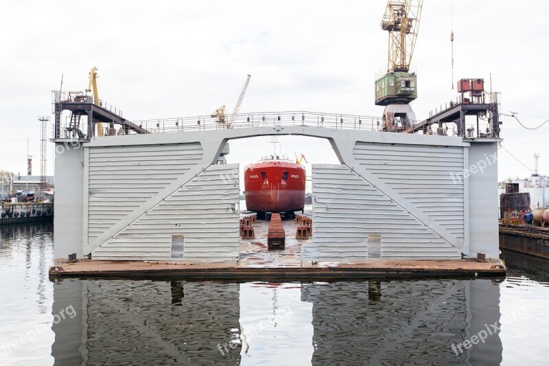 Ship Sea White Sea Tanker Dock