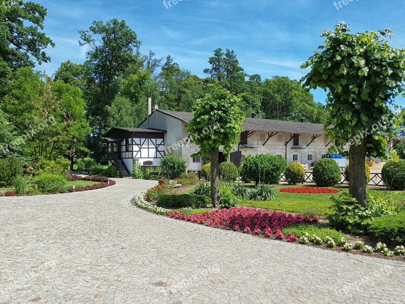 Manor House Jeziorki Osieczna Stable Superstructure