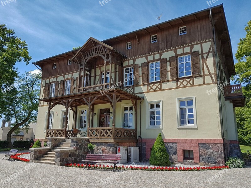 Manor House Jeziorki Osieczna Superstructure Farm