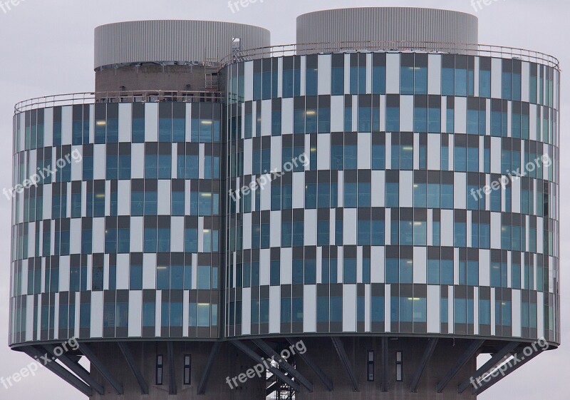 Twin Towers Corn Silo Rebuilt