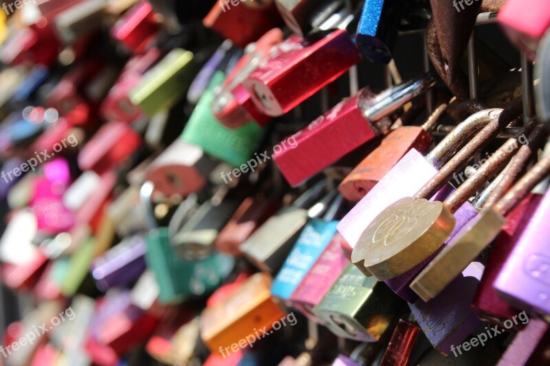 Love Locks Castle Bridge Padlocks Liebesbeweis