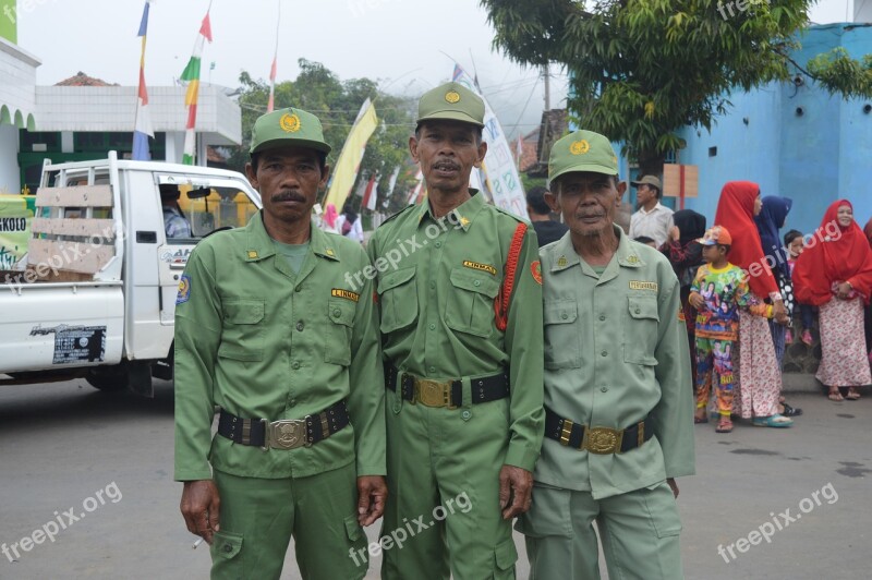 Guards Civil Defense Regency Brass The Village Tangkolo Free Photos