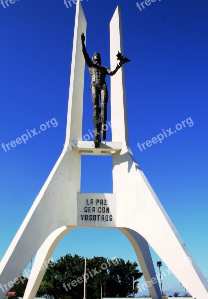 El Salvador Monument Peace Statue Sculpture