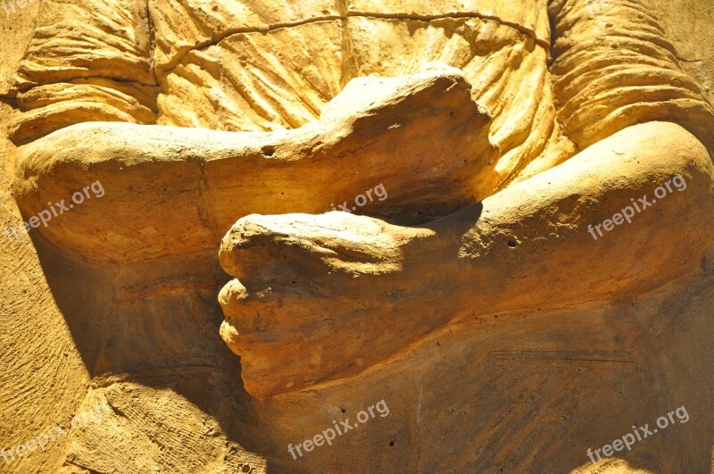 Sculpture Mud Hands Crafts Decorative