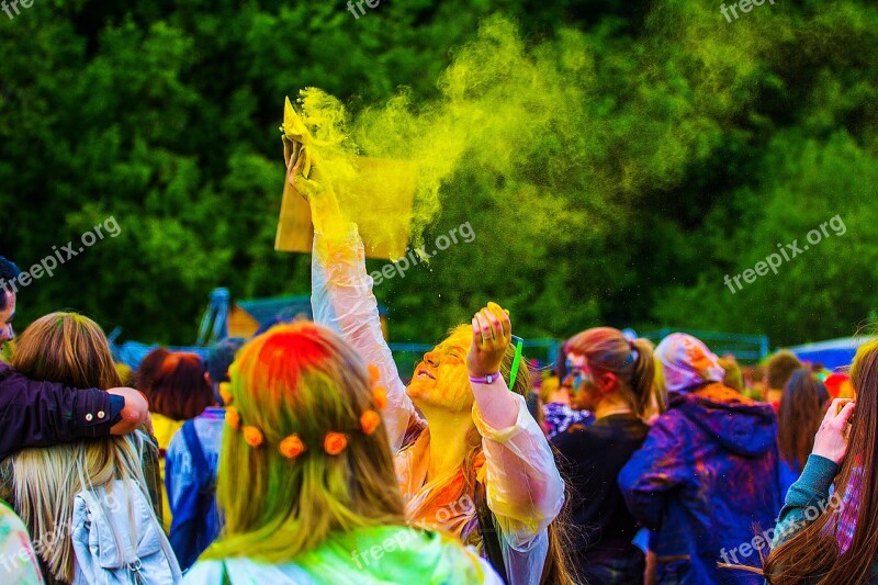 The Festival Of Colors Holi Moscow 2017 Flashmob