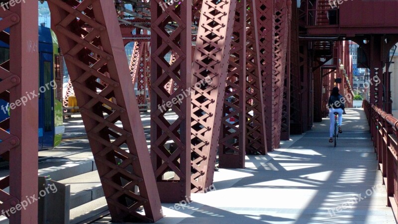 Cyclist Broadway Bridge Red Bridge Cycling Walkway