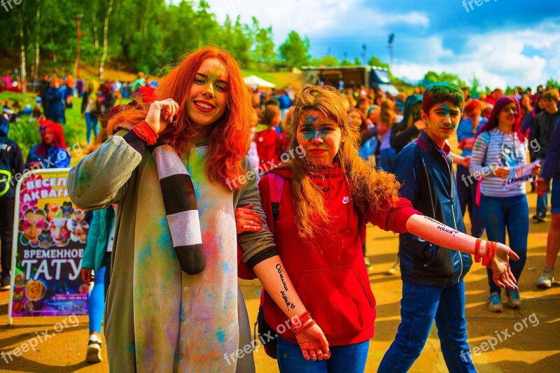 The Festival Of Colors Holi Moscow 2017 Flashmob