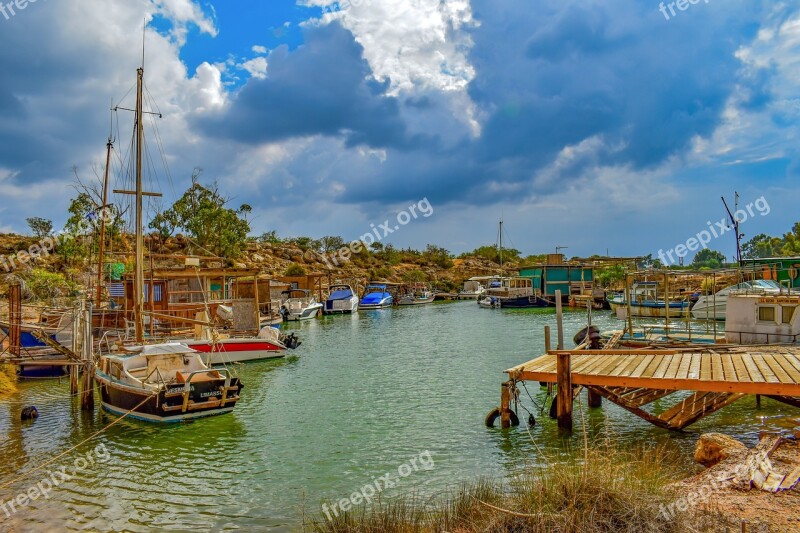 Fishing Boats Dock Fishing Shelter Picturesque Reflections