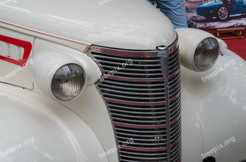 Chevrolet Oldtimer Grille Spotlight Auto