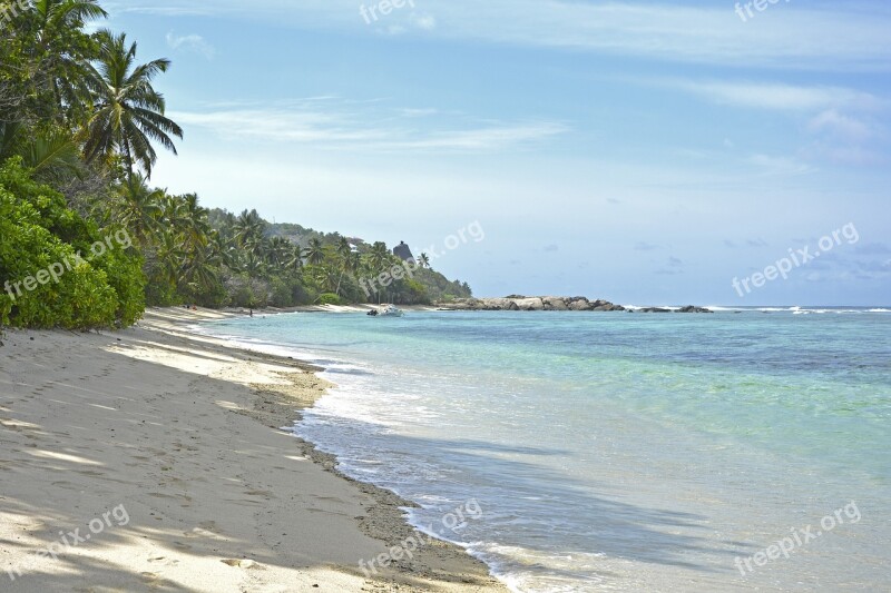 Seychelles Praslin Sand Island Beach