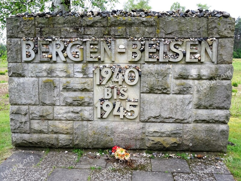 Bergen-belsen Memorial Konzentrationslager Belsen Mountains History